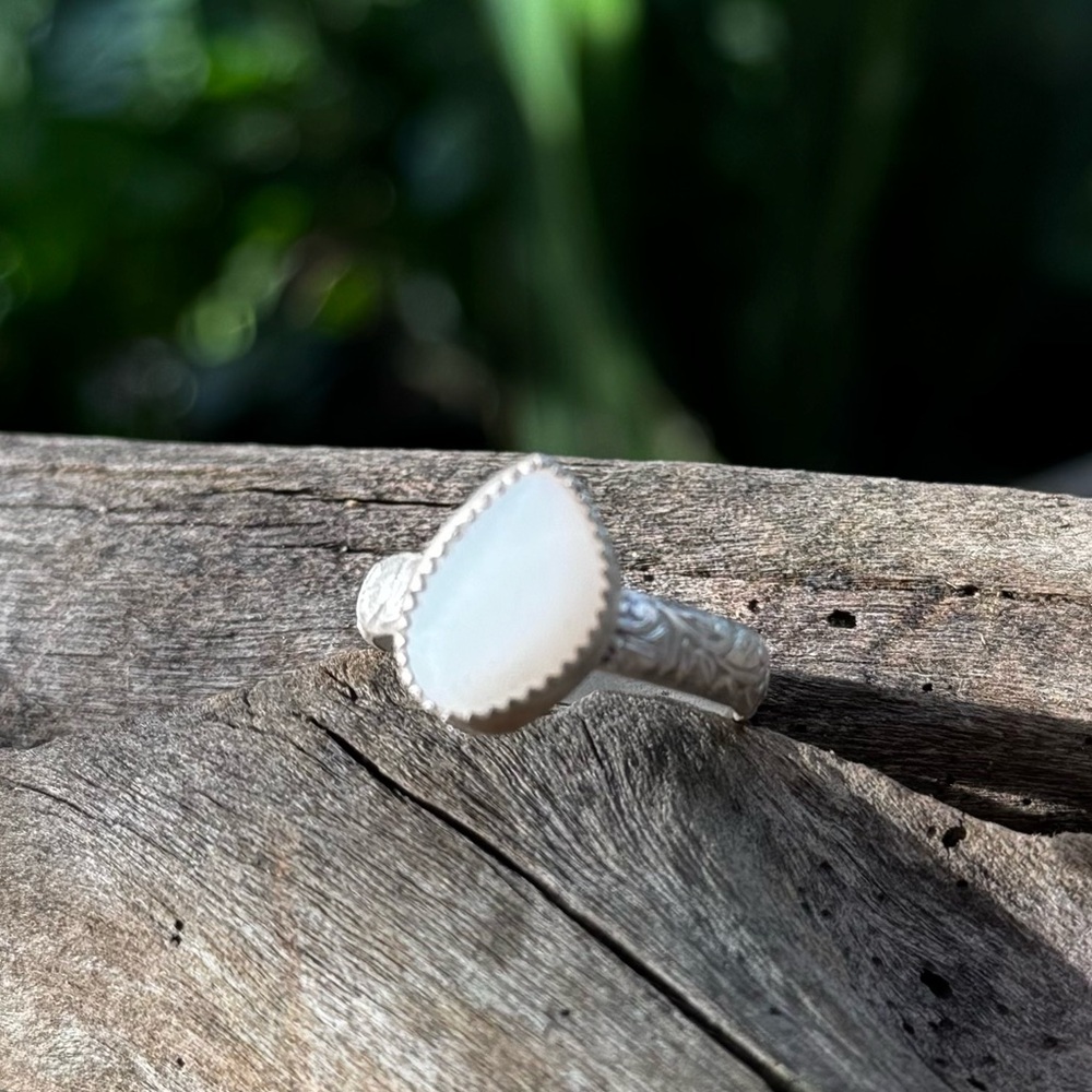 White milk sea glass sterling & fine silver thick floral band - Picture 2 of 3